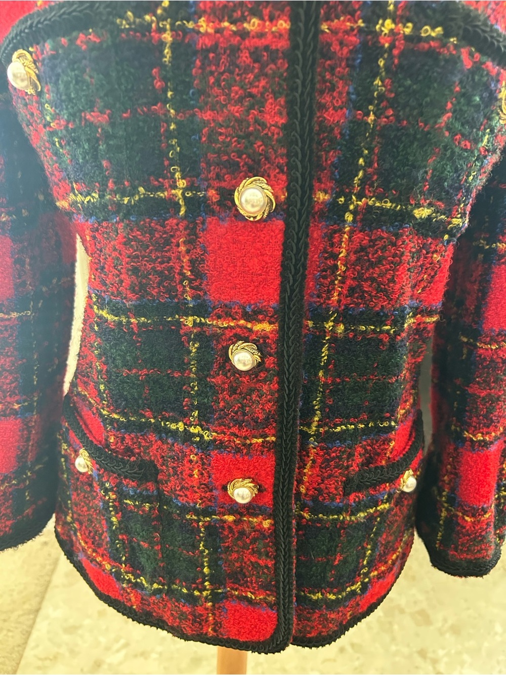 Saks Fifth Avenue - Channel Style Red and Black Plaid Tweed Vintage/Rare Jacket - Picture 5 of 12
